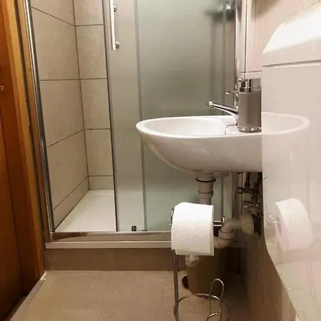 Kraljica 1 Apartament *